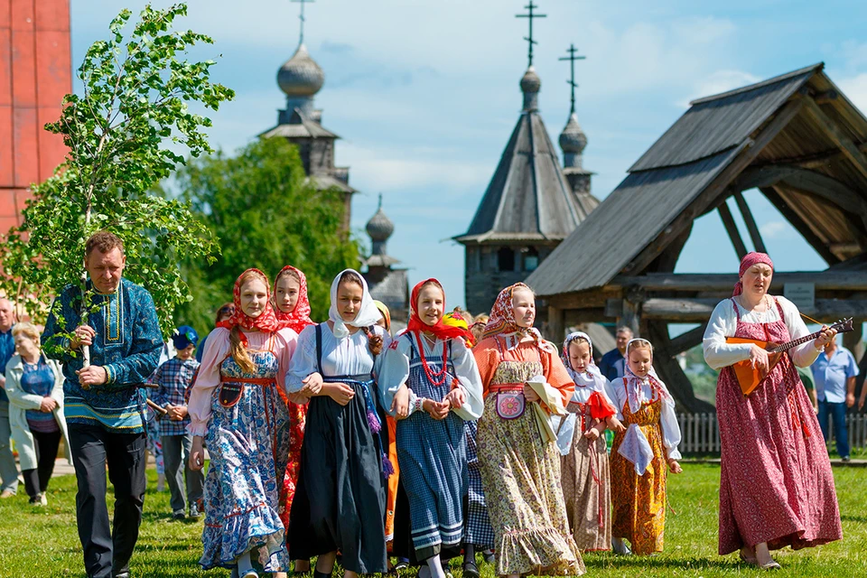 Троица - православный праздник, с которым связано много народных обычаев и поверий