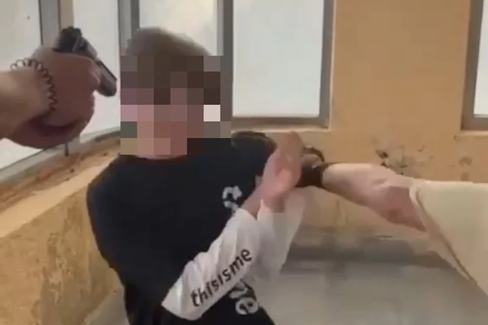 По избиению подростка возбуждено уголовное дело Фото: Бандитский центр [ЕКБ]