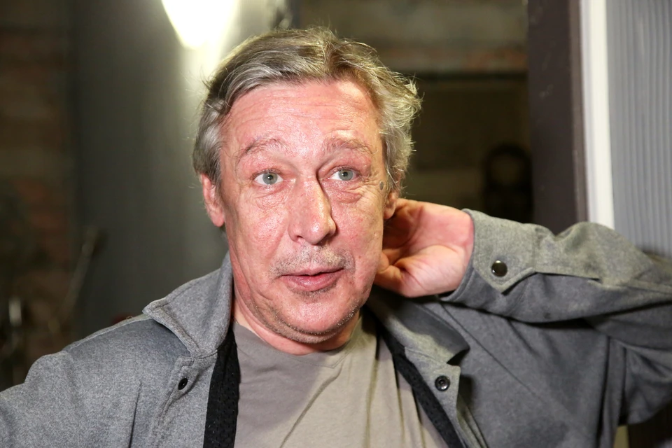 Михаил Ефремов добился 13 млн рублей за первую роль после колонии: неделя торга и строгий райдер