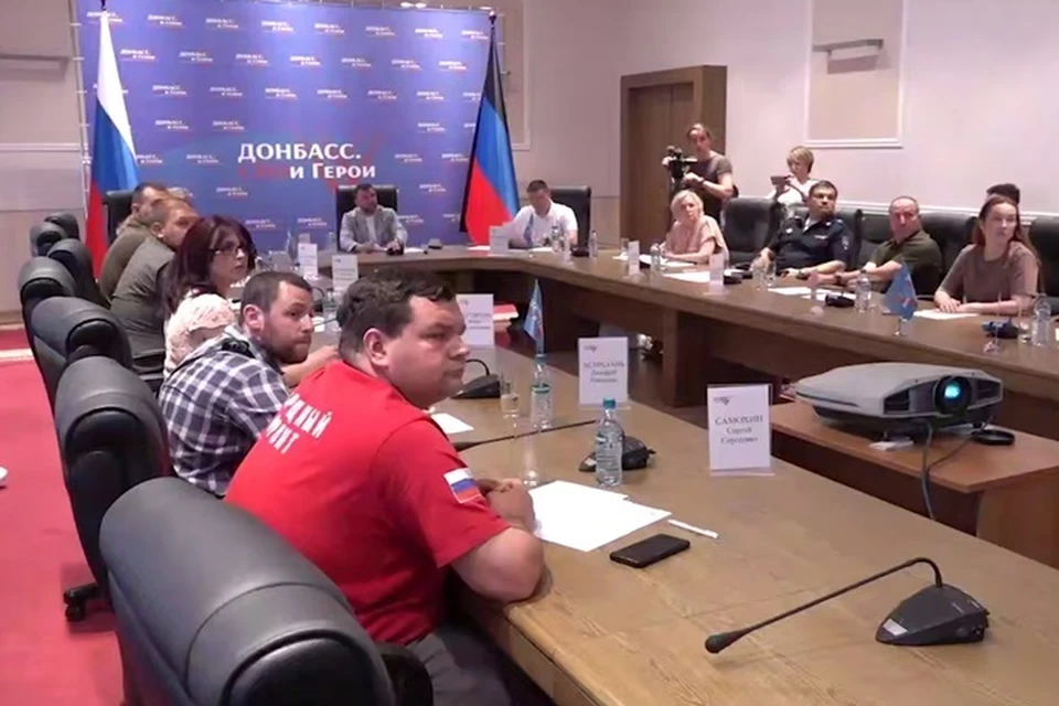 Список претендентов в полуфинал утвердили сегодня на заседании Общественного совета конкурса. Фото: ТГ/Пушилин