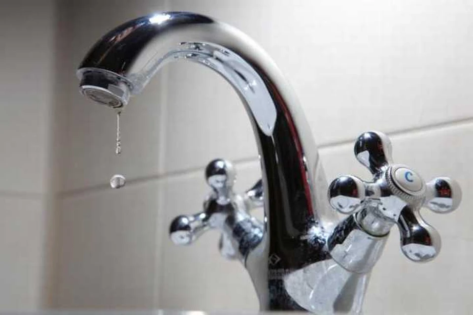 Водах в кранах жителей Котово снова закончилась.