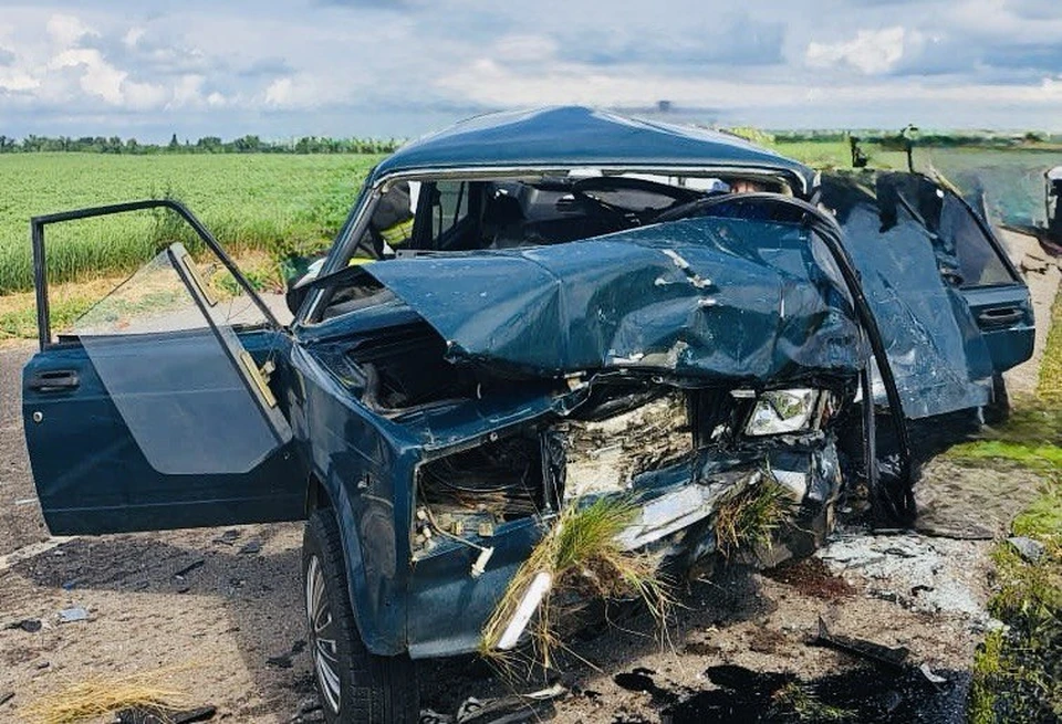 «Семерка» после аварии.