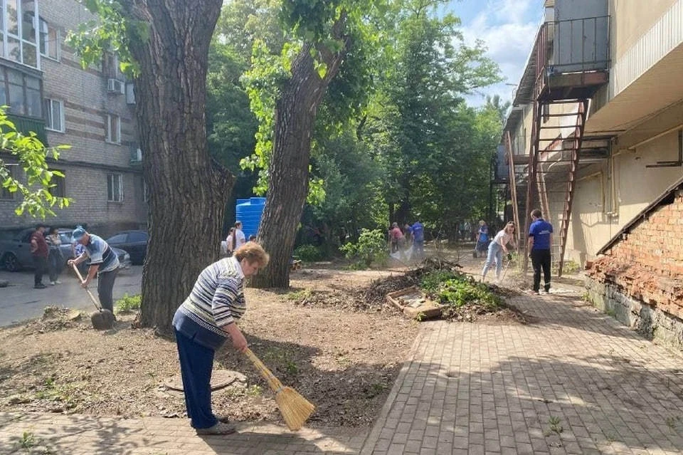 Пушилин призвал руководителей городов ДНР чаще проводить субботники. Фото: ТГ/Пушилин