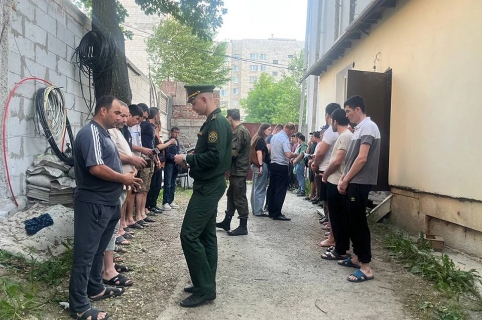 Рейд проходил в Орджоникидзевском районе. Фото: пресс-служба ВСУ СКР по ЦВО