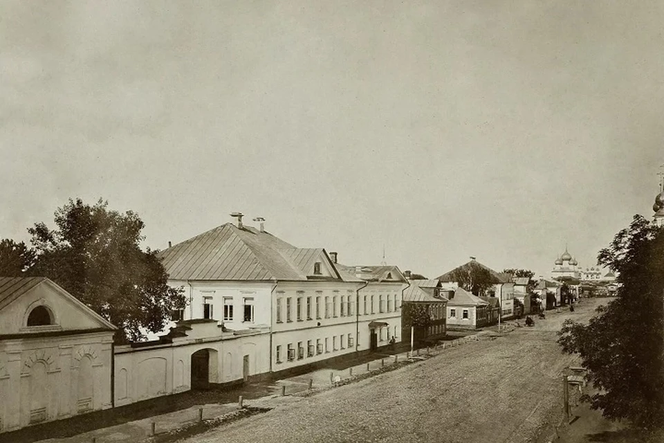 Улице в Ростове Великом вернули историческое название. ФОТО: страница Сергея Тихомирова