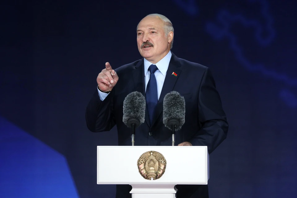 Лукашенко предупредил о начале голода в Белоруссии из-за падежа скота