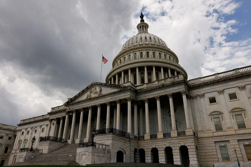 Сенат США отложил санкции против России: что мешает Вашингтону