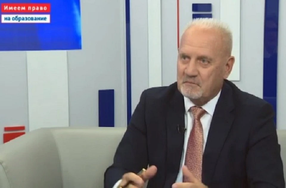 Сергей Бабуркин: - Хорошо, что расширяются образовательные возможности и обеспечено соблюдение права на труд и достойную оплату труда. ФОТО: телеканал «Россия 24»