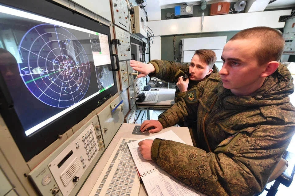 Силы ПВО за ночь сбили 61 украинский беспилотник над регионами России