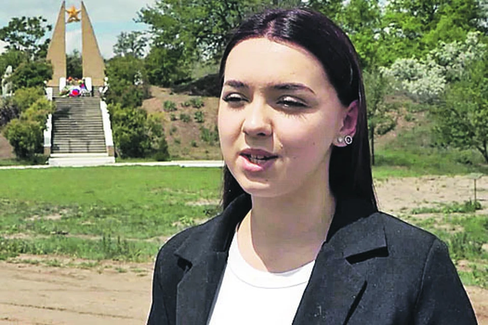 Дарина Елина.