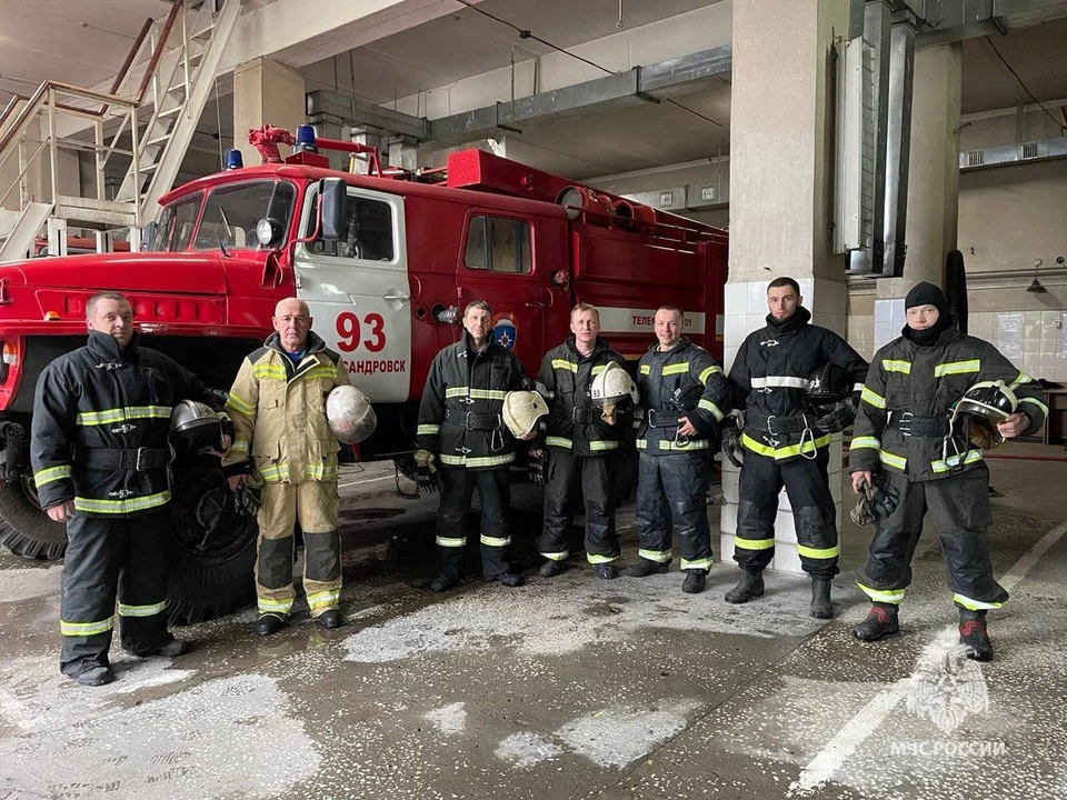 На место происшествия были направлены 14 пожарных. Фото: МЧС России по Пермскому краю.