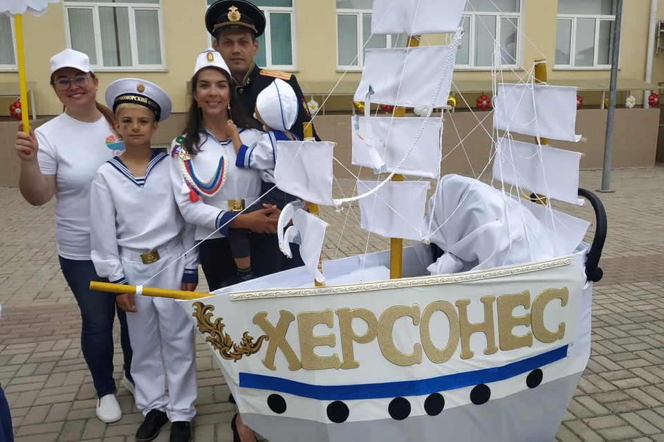 В этом году в параде колясок участие приняли 23 семьи из 23 детсадов.