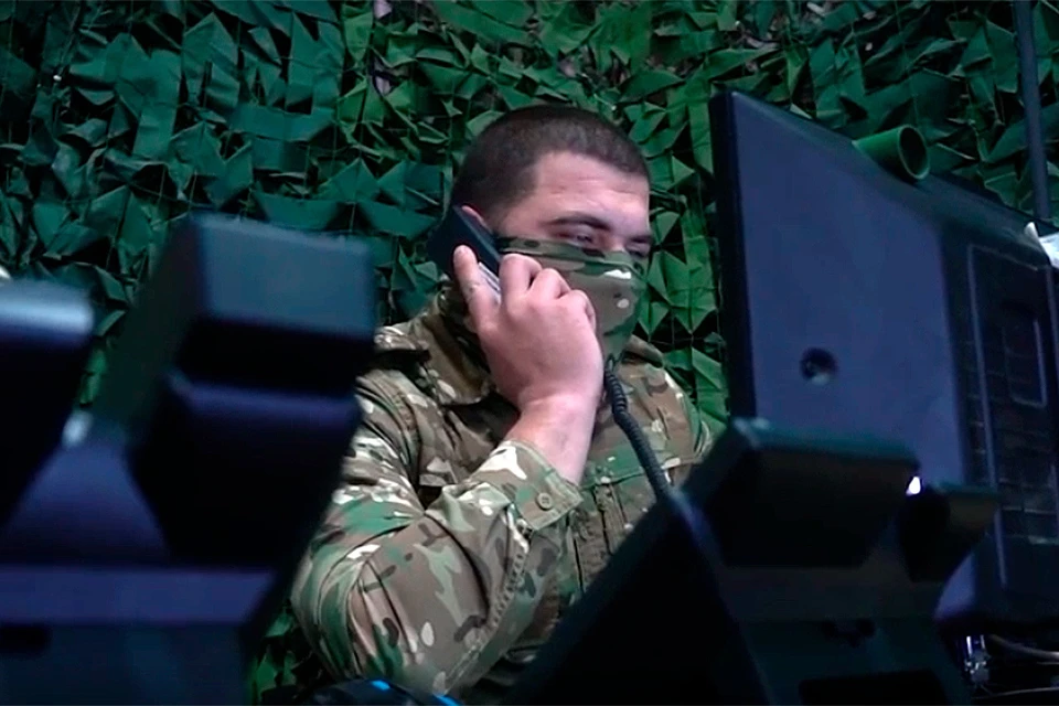 Военнослужащие подразделения связи 49-й Армии группировки войск «Днепр» обеспечивают надежное управление войсками