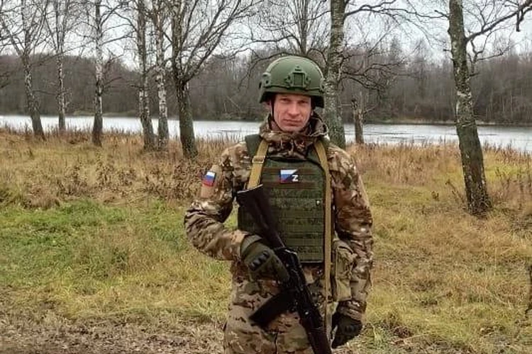 Потерял ногу, но защитился на «отлично»: 46-летний боец СВО после четырех ранений получил диплом металлурга