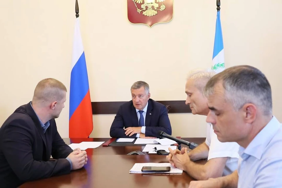 Побеседовать с главой региона прибыли четверо мужчин из разных районов Приангарья.
