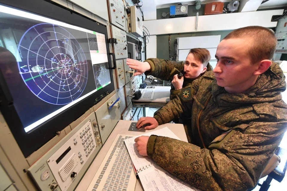 Силы ПВО сбили восемь украинских беспилотников над тремя регионами России