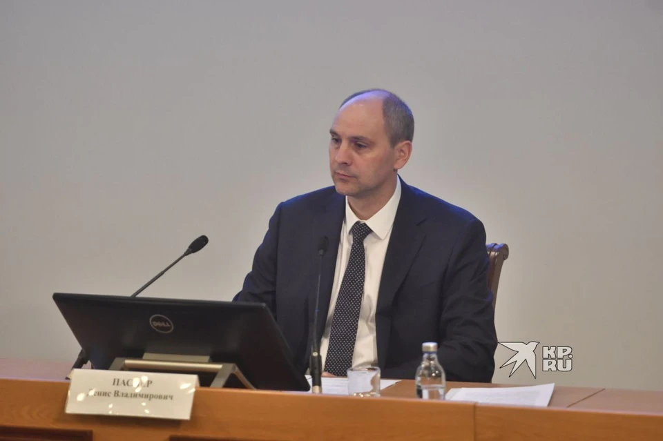 Глава региона поздравил выпускников с праздником