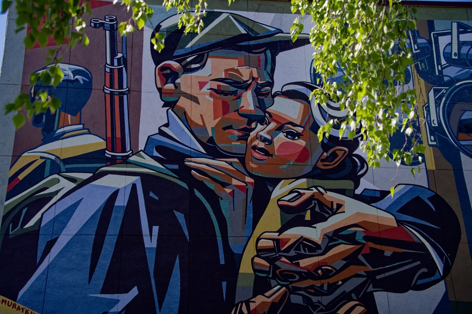 В Петербурге могут разрешить уличным художникам рисовать муралы на фасадах зданий.
