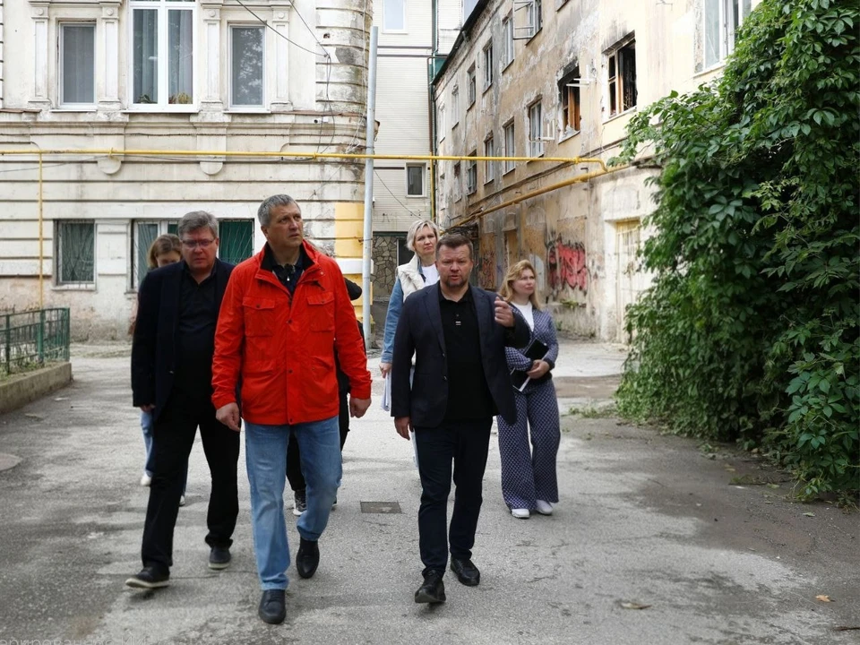 Глава города провел рабочую встречу в Самарском районе. Фото: Иван Носков