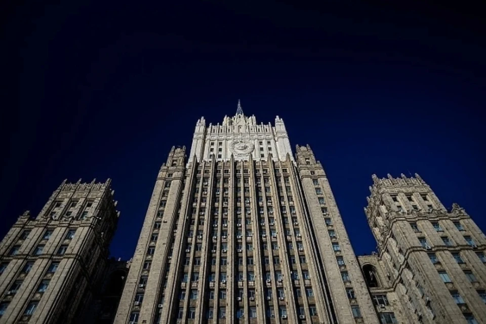 Посол Азербайджана спустя час покинул МИД России