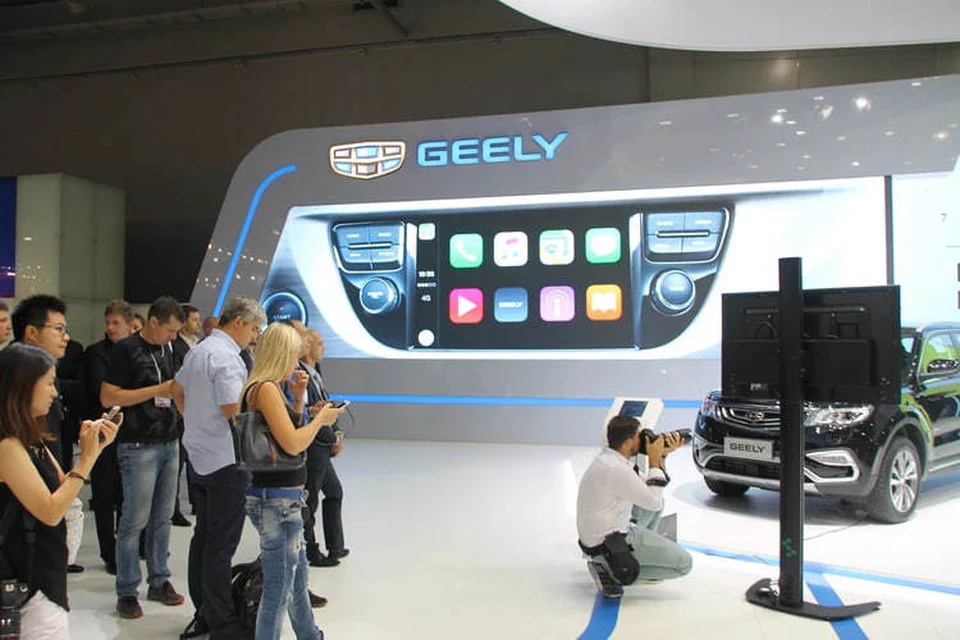 Компания Geely опровергла сообщение об уходе из России