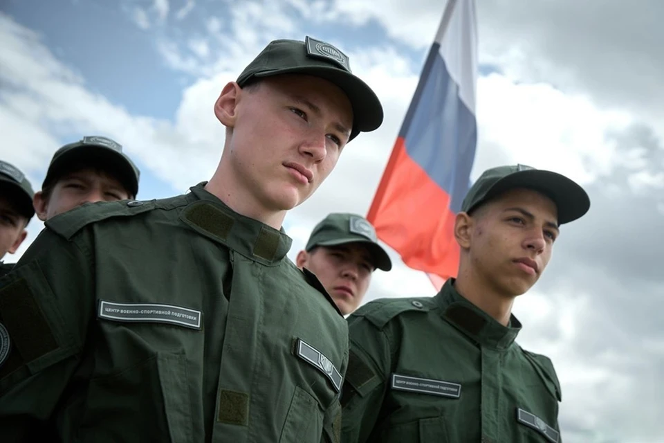 Ребята из ДНР стали участниками третьей смены «Время юных героев» в Волгограде. Фото: Центр «Воин»