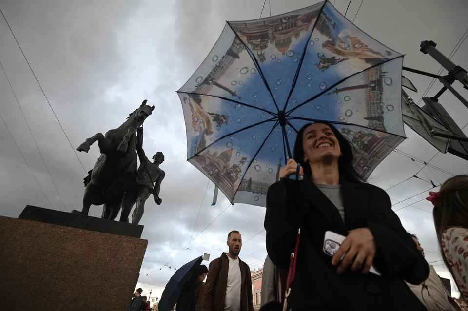 Погода в Петербурге меняется с космической скоростью.