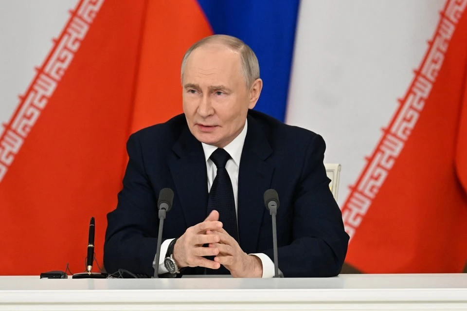 Путин участвует в саммите БРИКС по видеосвязи