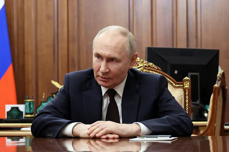 Владимир Путин подписал вчера ряд важных законов. Рассказываем, о чем они