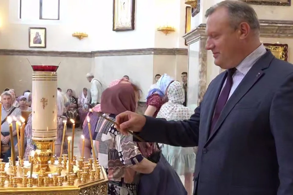В Донецке прошла Божественная литургия в День семьи, любви и верности. Фото: ТГ/Кулемзин