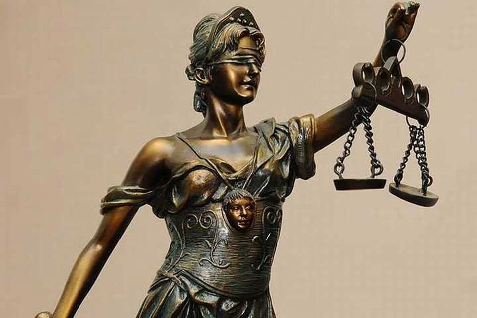 Суд назначил бывшему инспектору миллионный штраф.