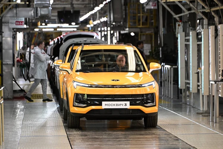 «Автостат»: Продажи новых автомобилей «Москвич» в июне выросли на 4%