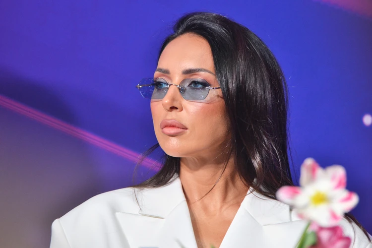 Певица Алсу впервые открыто рассказала о планах на пластику лица