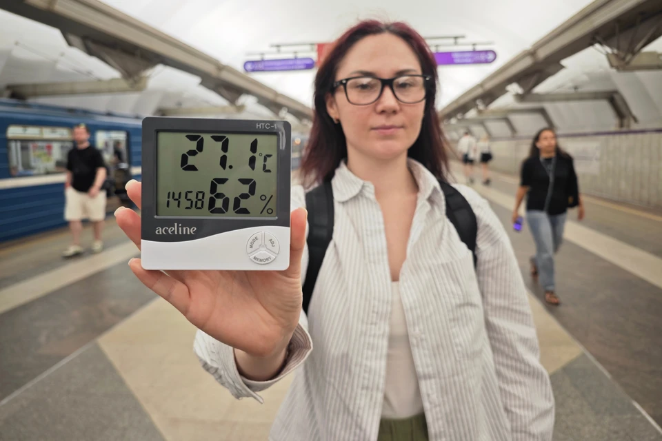 Узнали, в каком общественном транспорте можно сейчас охладиться в Петербурге.
