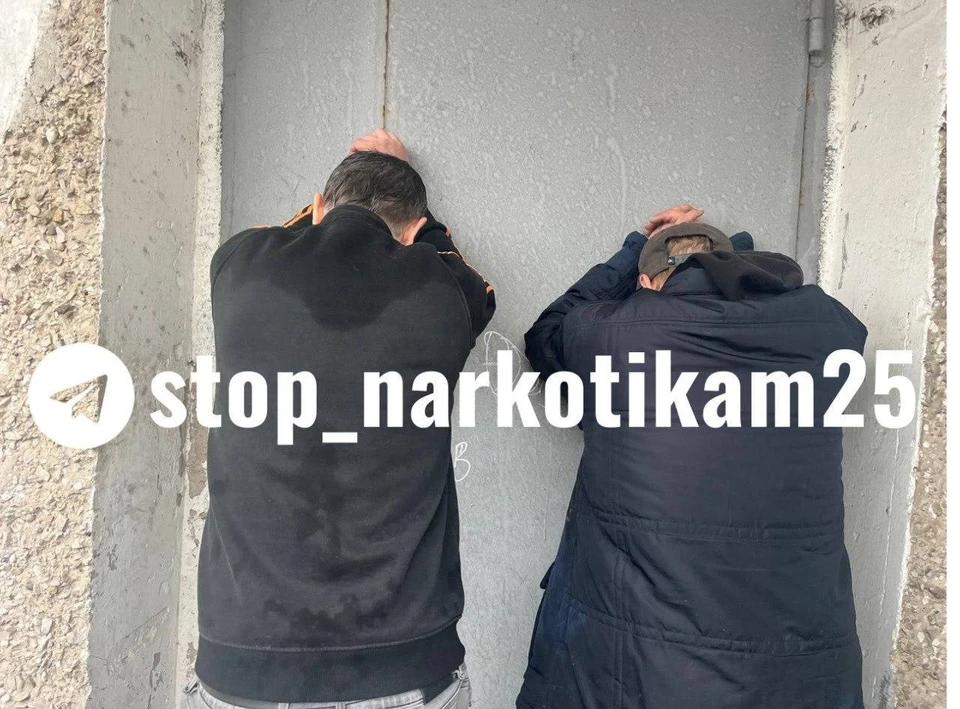 Подозреваемые занимались оборудованием тайников с наркотическими веществами. Фото: антитеррористическая комиссия Приморского края