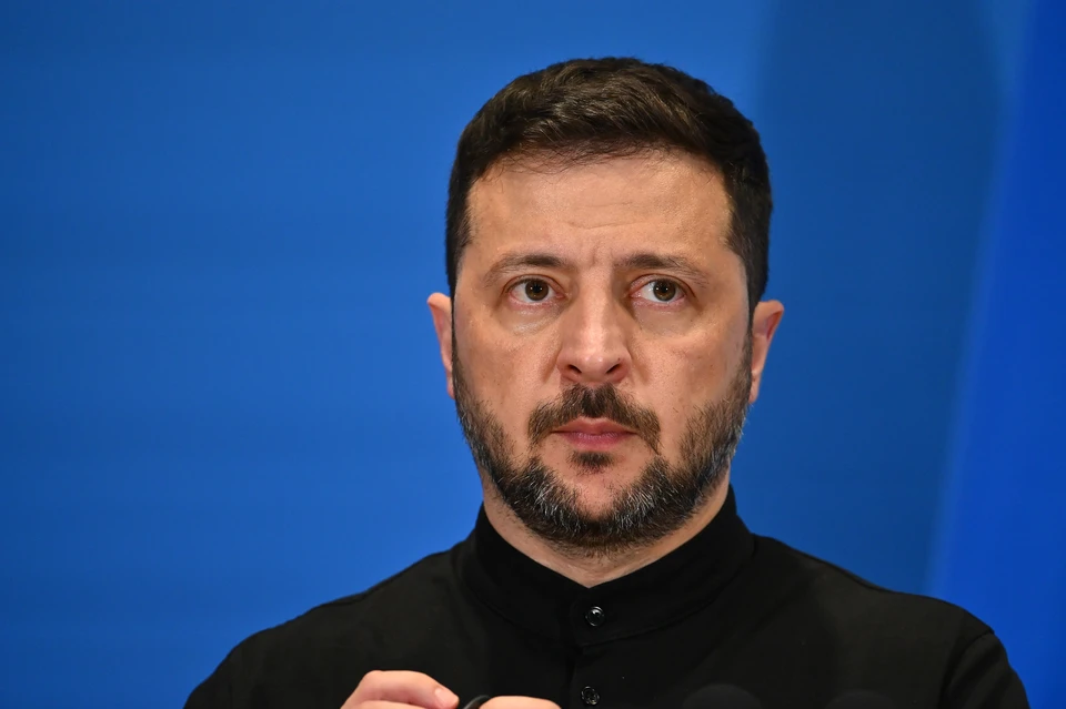 Экс-премьер Азаров: Украине придется выплатить $185 миллиардов после конфликта