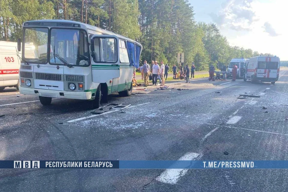 15 человек пострадали в результате аварии с участием автобуса под Березой 15 июля. Из них девять человек до сих пор находятся в больницах. Фото: МВД Беларуси.