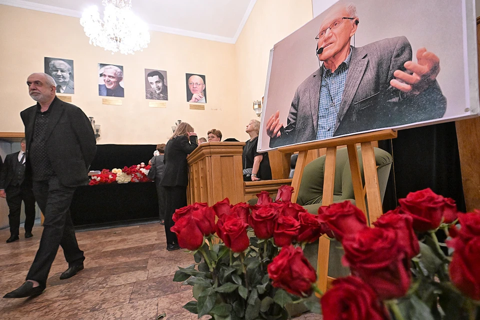 Во время церемонии прощания с Александром Миттой