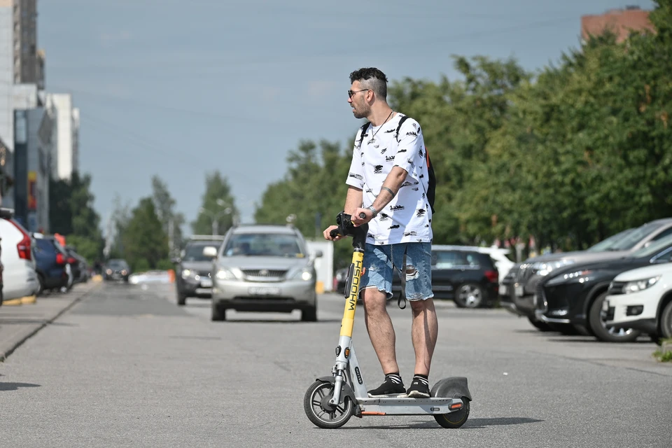 Самокаты собираются эвакуировать на спецстоянку