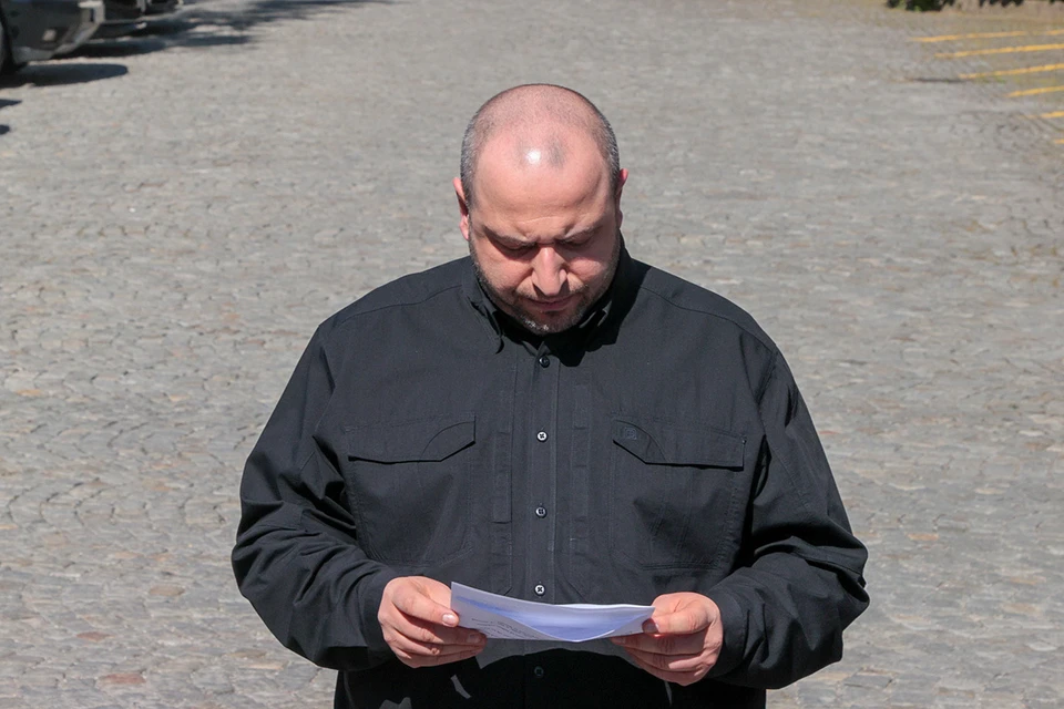 Рустем Умеров, еще вчера возглавлявший министерство обороны незалежной, теперь стал секретарем Совета национальной безопасности и обороны страны.
