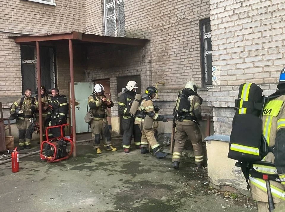 339 человек эвакуировали из общежития нижегородского вуза из-за пожара.