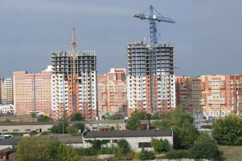 Большая часть построенных объектов - индивидуальные дома.