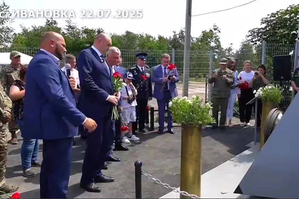 Руководитель комплекса Андрей Терехов провел экскурсию по музею. Фото: ТГ-канал Евгения Солнцева