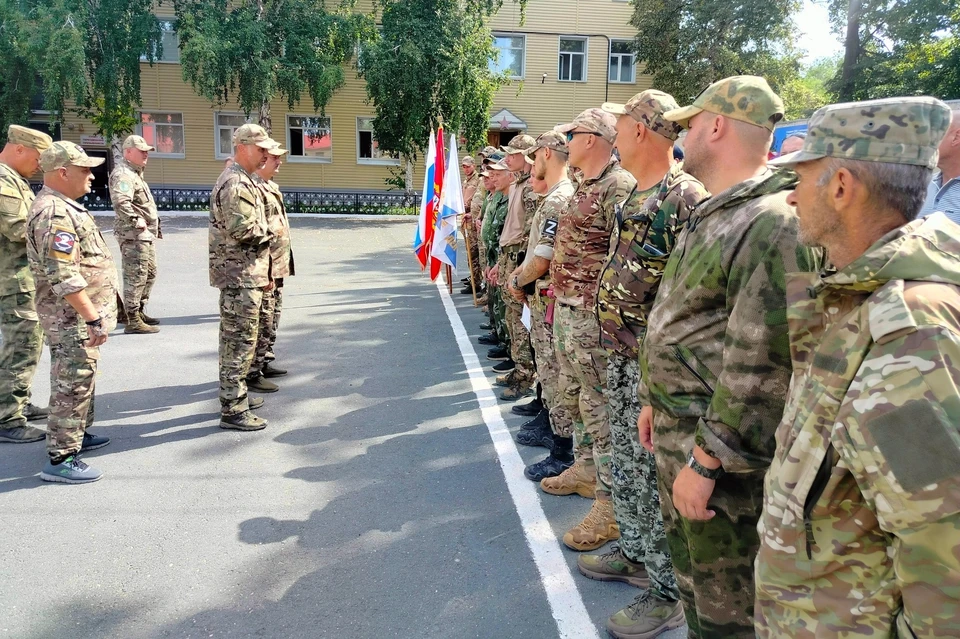 Отправившиеся «за ленточку» оренбуржцы пополнят ряды Оренбургского казачьего батальона БАРС-6 «Форштадт». Фото: пресс-служба Первого отдела ОКВ