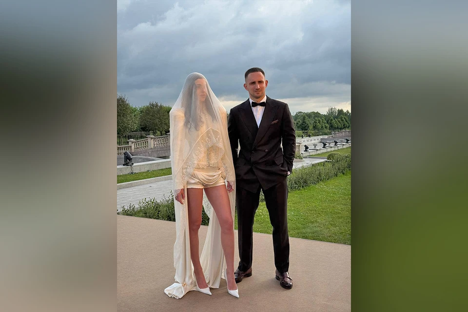 Блогер Михаил Литвин сыграл свадьбу с 25-летней Адель Вейгель