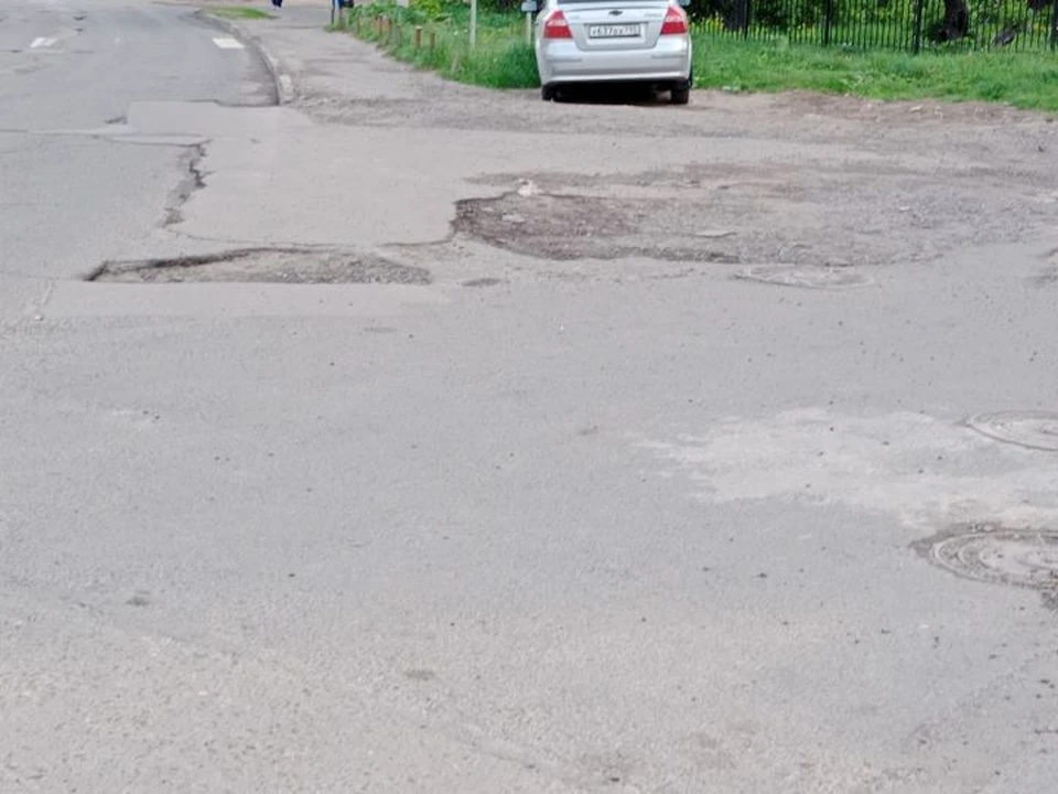 Куряне сообщили, что новые дороги быстро приходят в негодность