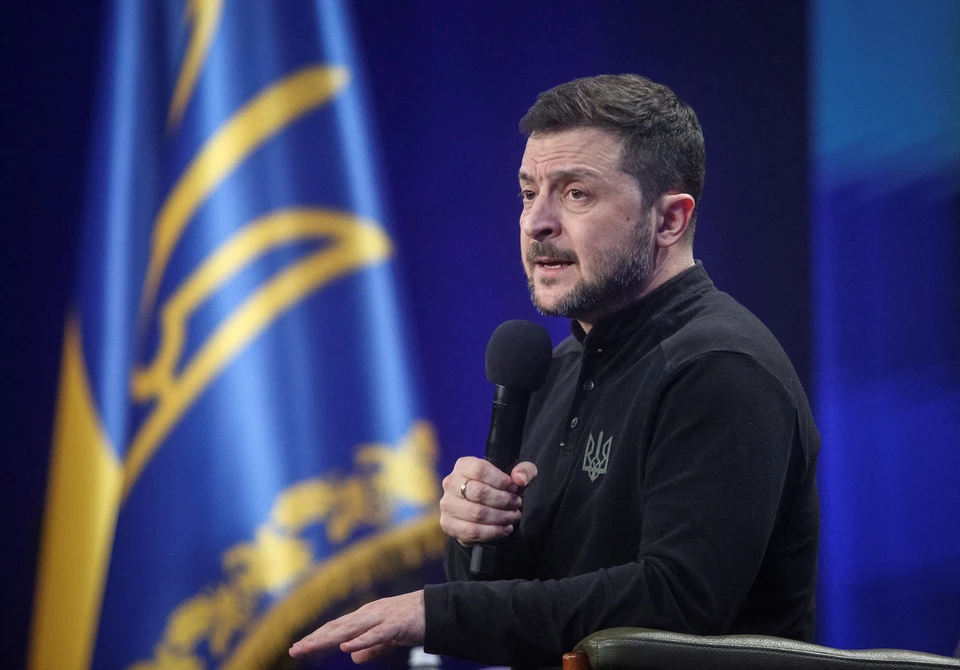 Зеленский продлил военное положение и мобилизацию на Украине до 5 ноября