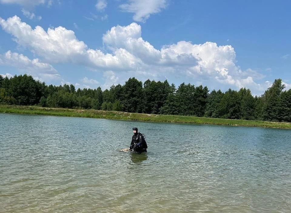 Тело 14-летнего подростка достали спасатели из пруда в Нижегородской области.