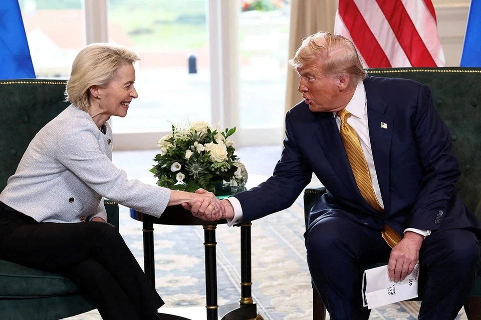 Трамп и фон дер Ляйен обсудили ультиматум и пошлины США против России