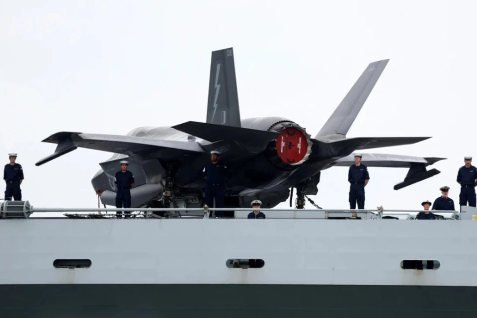 Видео с разбившимся в США истребителя F-35 появилось в Сети